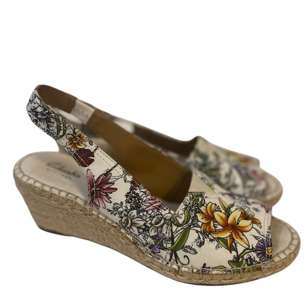 Women’s CLARKS Petrina Rhea Floral Espadrilles Wedge Sandals Shoes - Picture 1 of 7